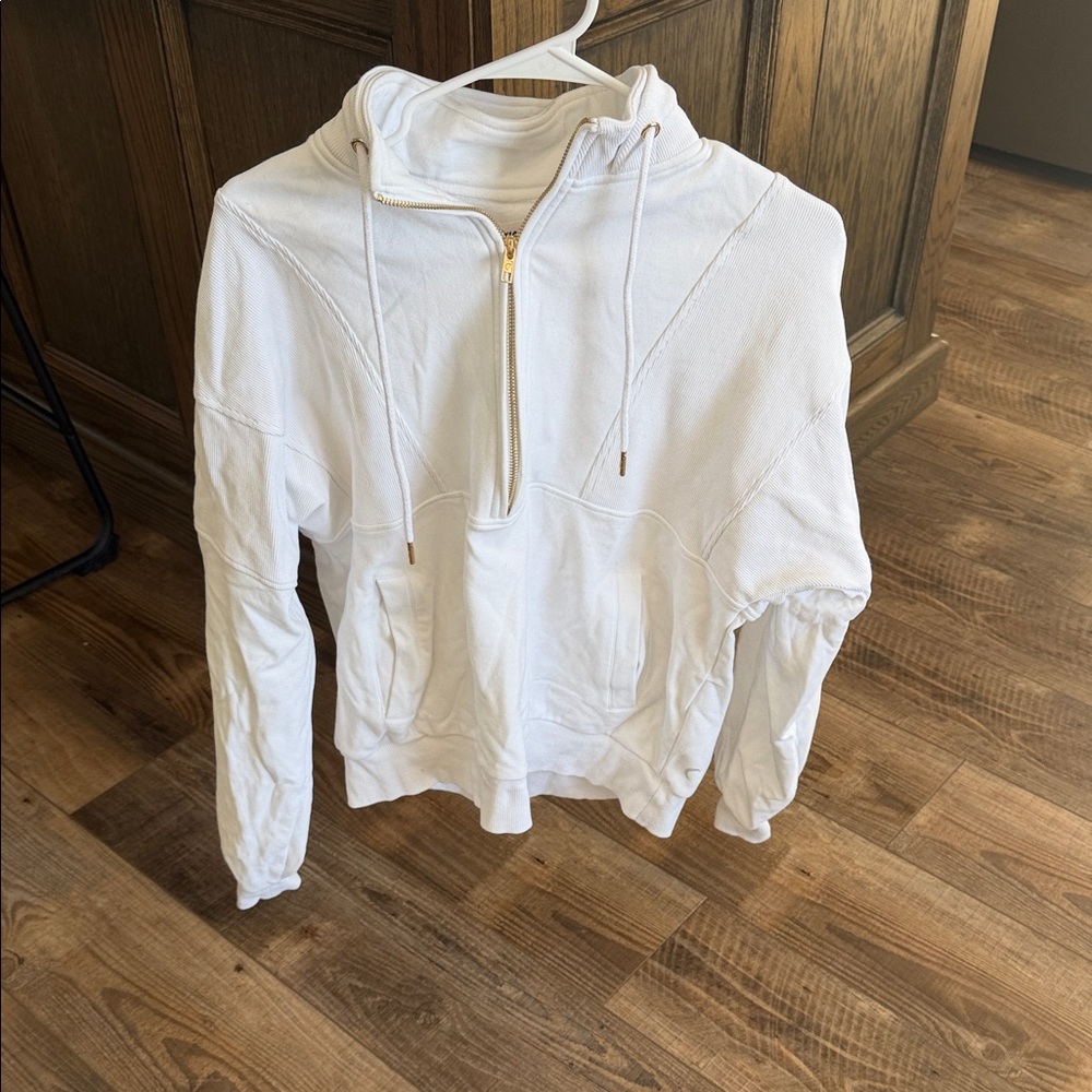 Zyia White 1/4 Zip Mave Jacket